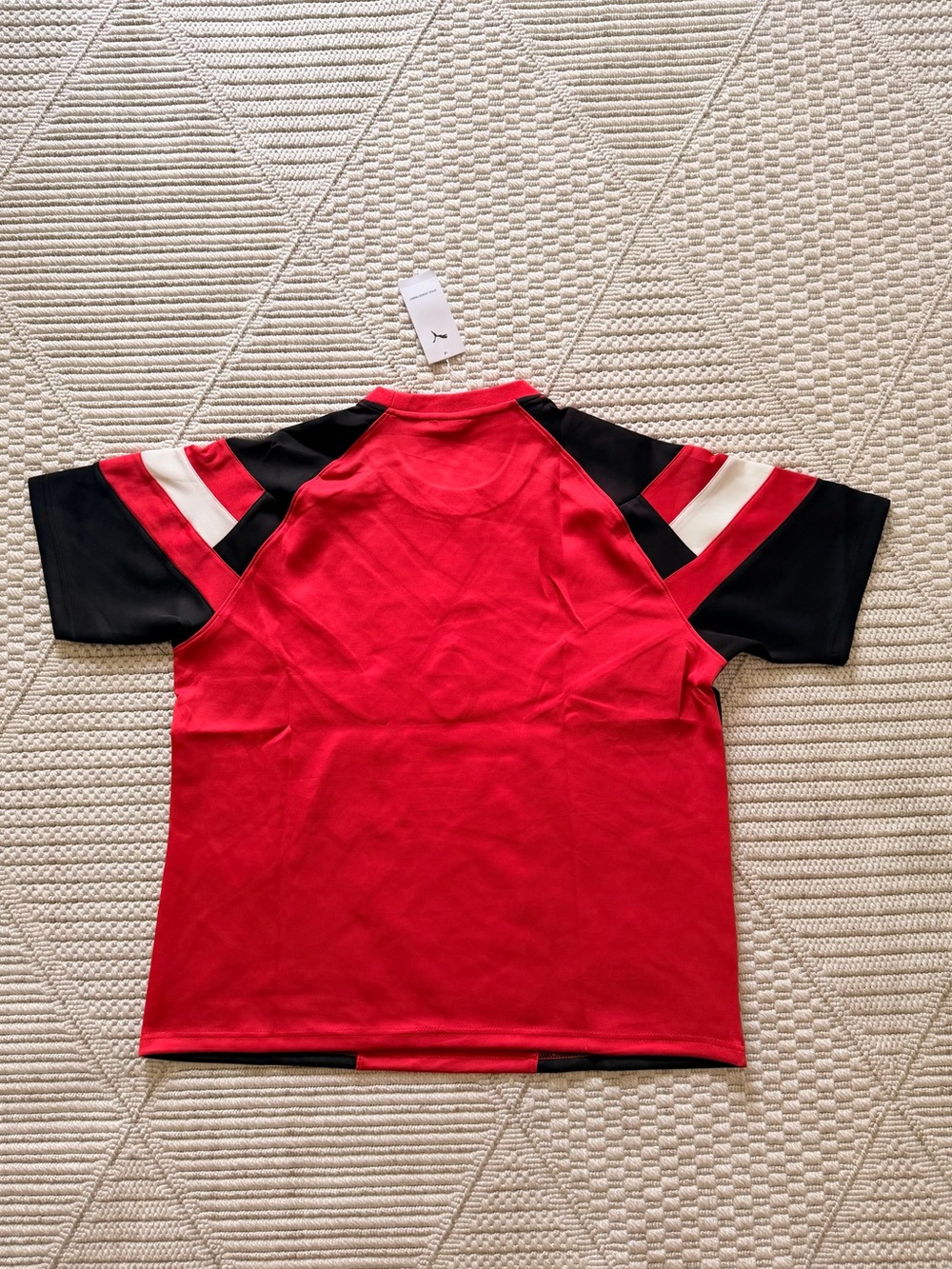 Puma Men's AC Milan Short-Sleeve lifestyle T-shirt in Red, Black & White - Picture 3 of 5